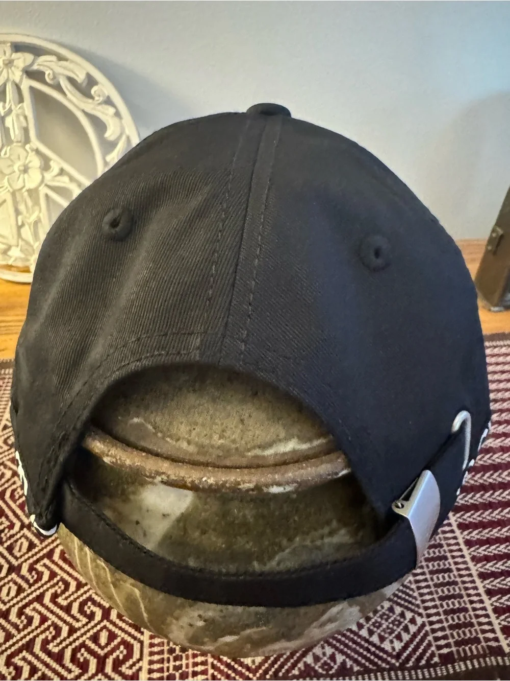 Designer style baseball cap, new